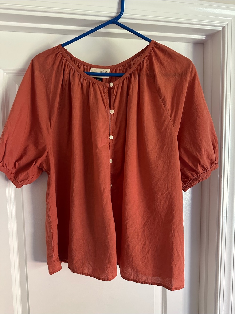 Universal Thread-Women’s Rust Button-Front Peasant Blouse
